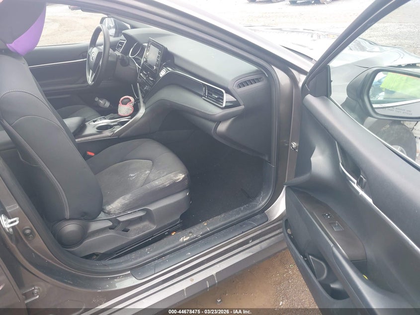 2022 Toyota Camry Le Hybrid