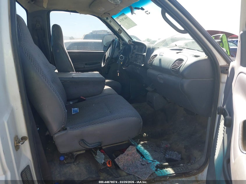 2001 Dodge Ram 2500 St