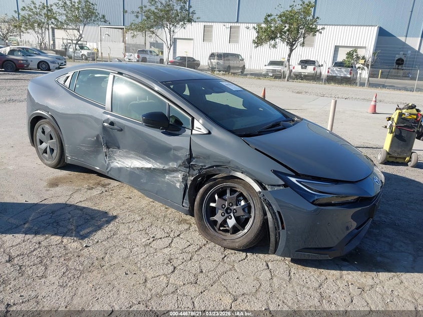 2024 Toyota Prius Le