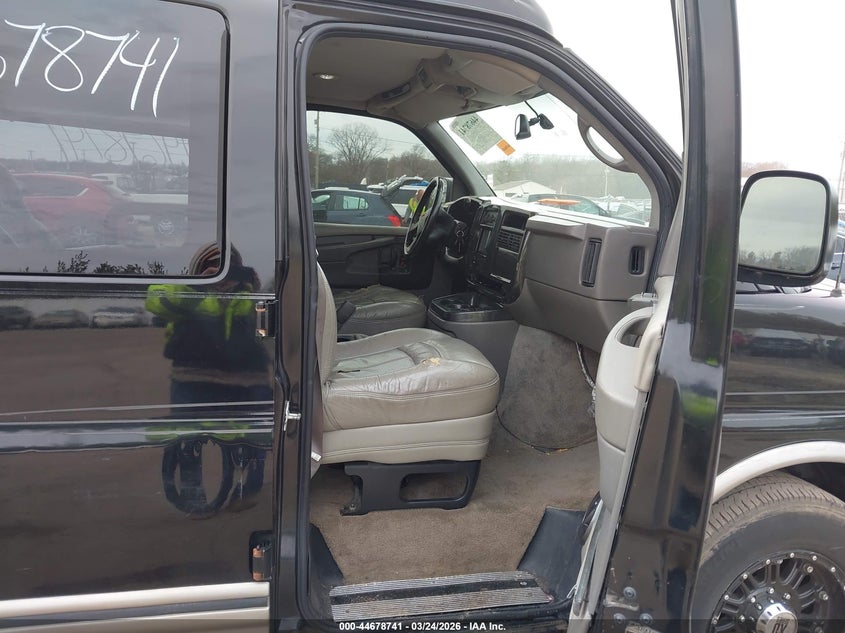 2005 GMC Savana Upfitter