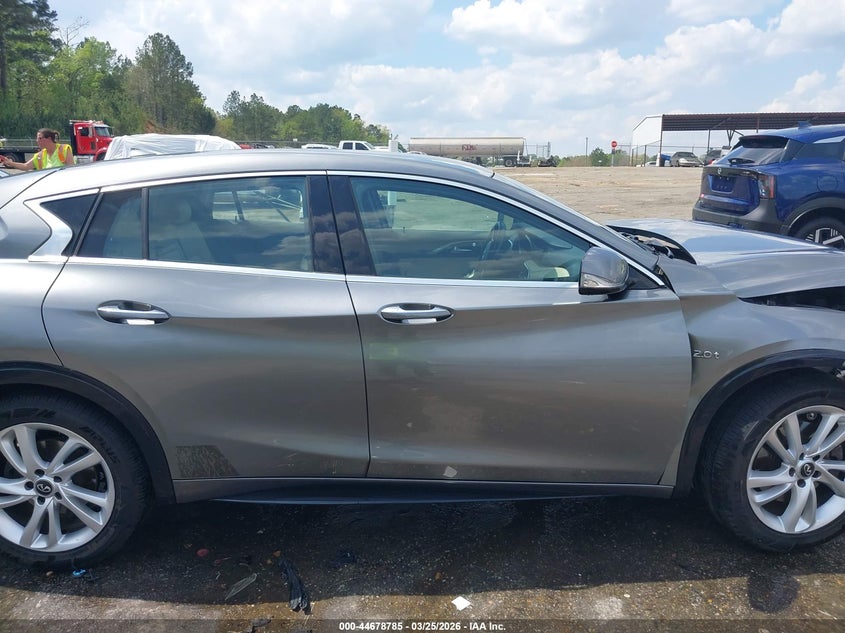 2017 Infiniti Qx30 Luxury VIN: SJKCH5CP3HA020306 Lot: 44678785