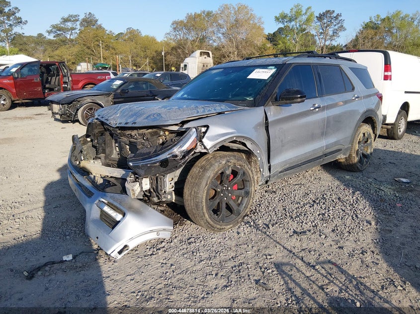 2023 Ford Explorer St