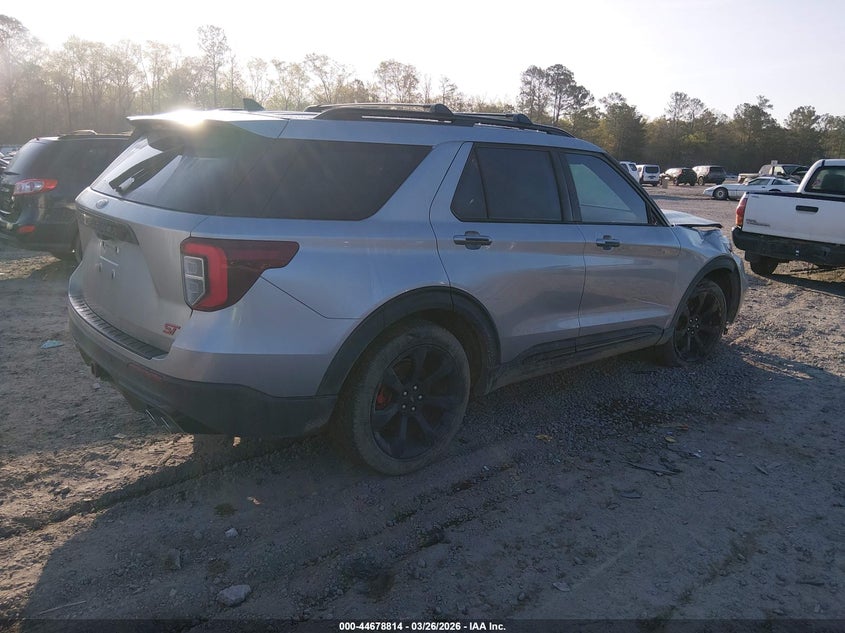 2023 Ford Explorer St