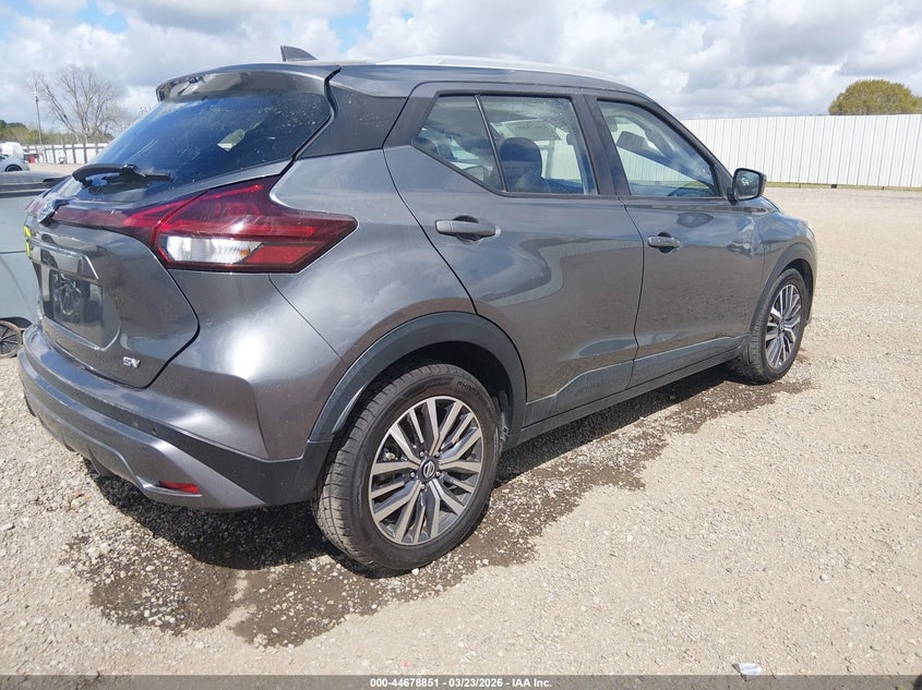 2021 Nissan Kicks Sv Xtronic Cvt