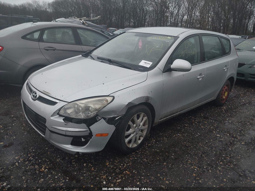 2009 HYUNDAI ELANTRA TOURING auction photo 2