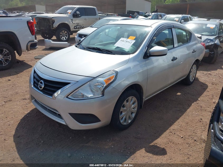 2017 Nissan Versa 1.6 S+