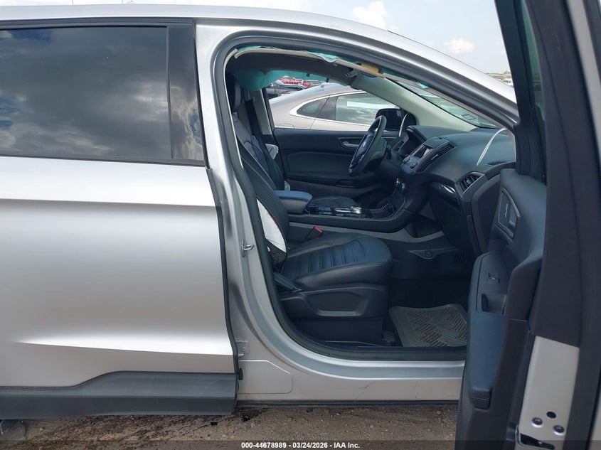 2019 Ford Edge Se