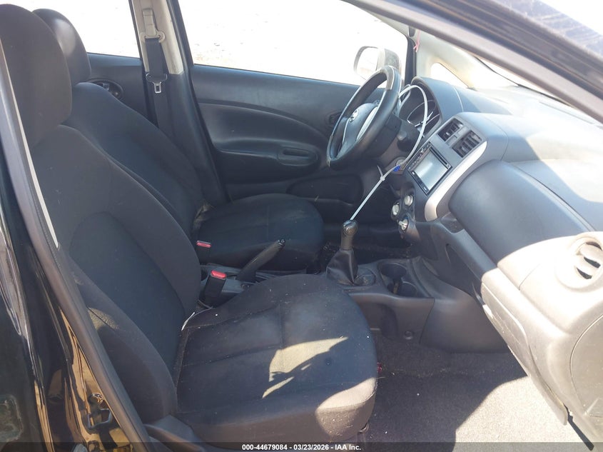 2014 Nissan Versa Note S (Sr)