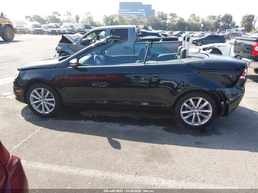 2014 Volkswagen Eos Komfort VIN: WVWBW8AH5EV005697 Lot: 44679093