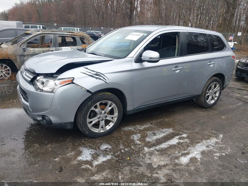 2014 Mitsubishi Outlander Se