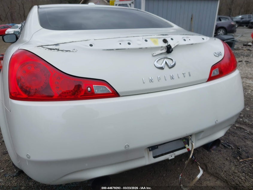 2015 Infiniti Q60 Journey/S/S Limited VIN: JN1CV6EK7FM871350 Lot: 44679293