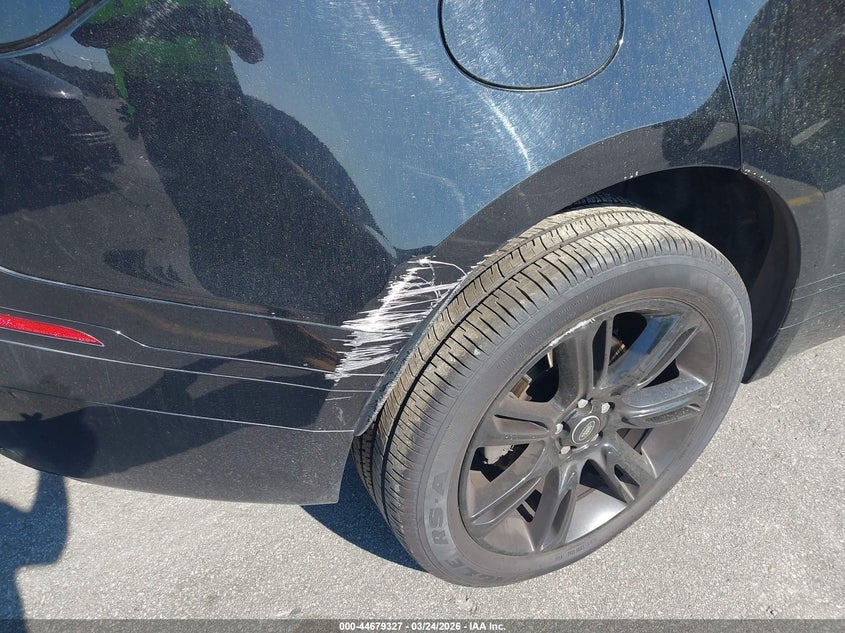 2019 Land Rover Range Rover Velar P250 S VIN: SALYB2EXXKA780349 Lot: 44679327