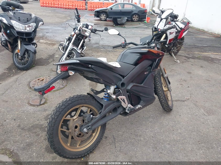 VIN: 538SDJZ63PCG25358 2023 ZERO MOTORCYCLES INC DSR