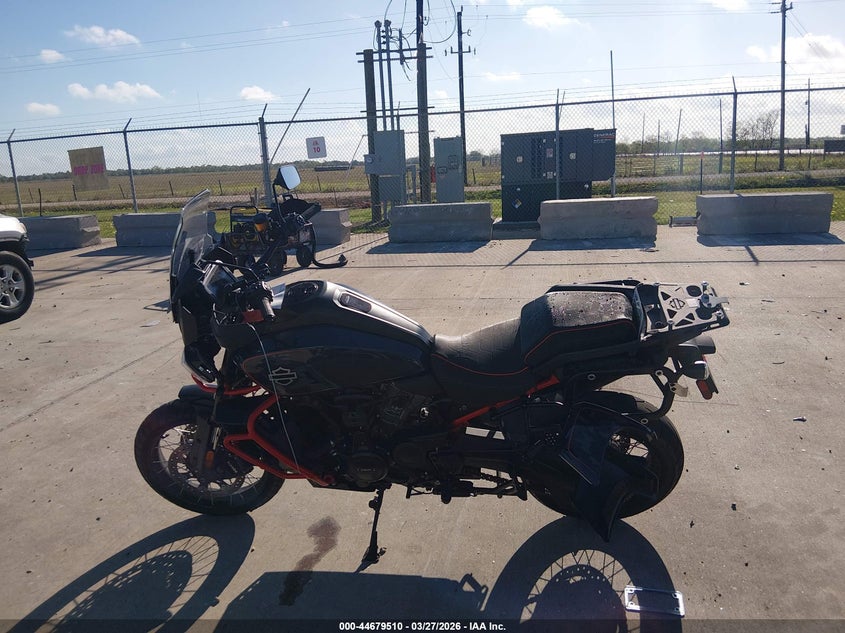 2025 Harley-Davidson Ra1250 Se VIN: MLY1ZGS17SS953706 Lot: 44679510