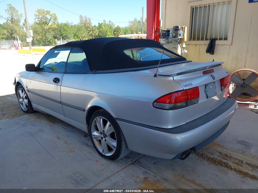 2003 Saab 9-3 Se