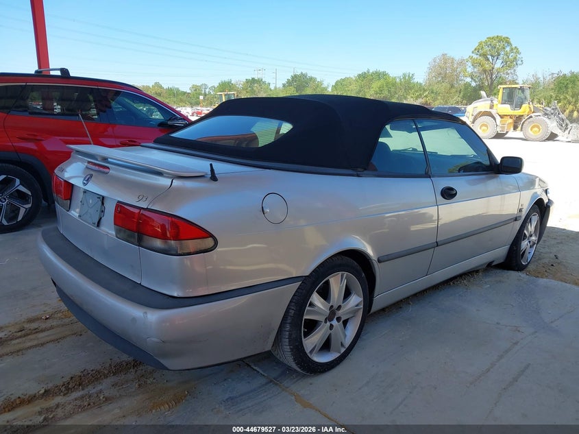 2003 Saab 9-3 Se