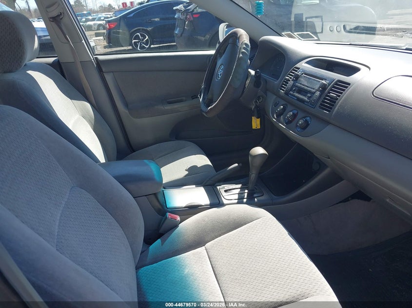 2003 Toyota Camry Le