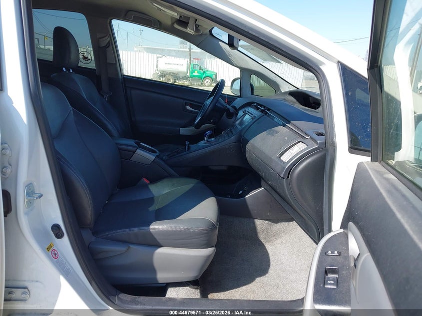 2015 Toyota Prius Five