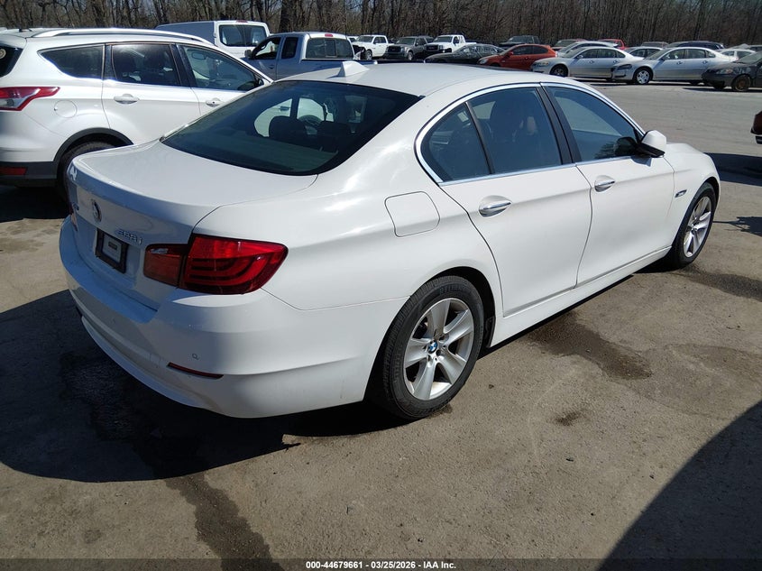 Vin: wbaxh5c59ddw13001, lot: 45176776, bmw 528i xdrive 20134