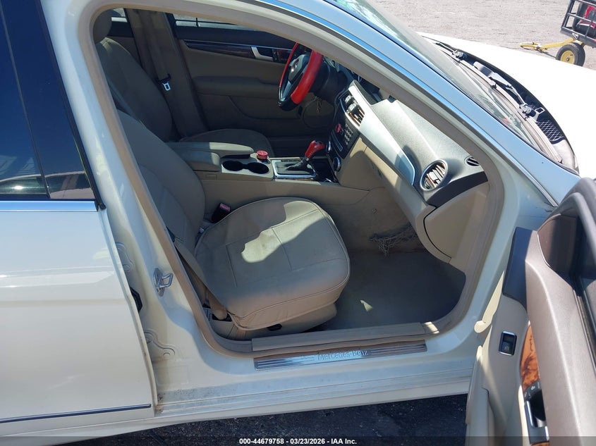 2012 Mercedes-Benz C 250 Sport