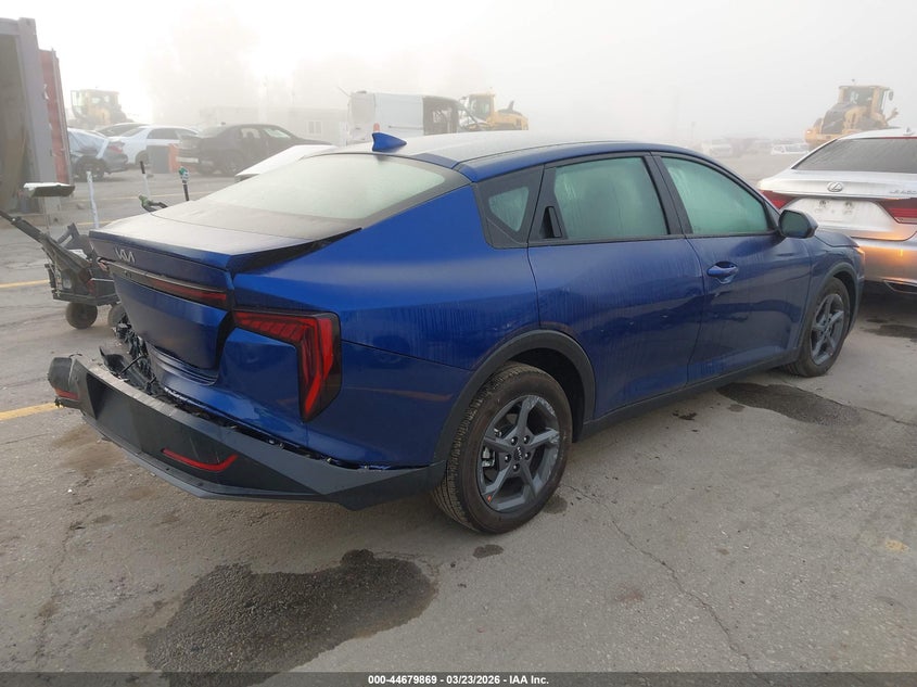Vin: 3kpft4de3se164433, lot: 45176984, kia k4 lxs 20254