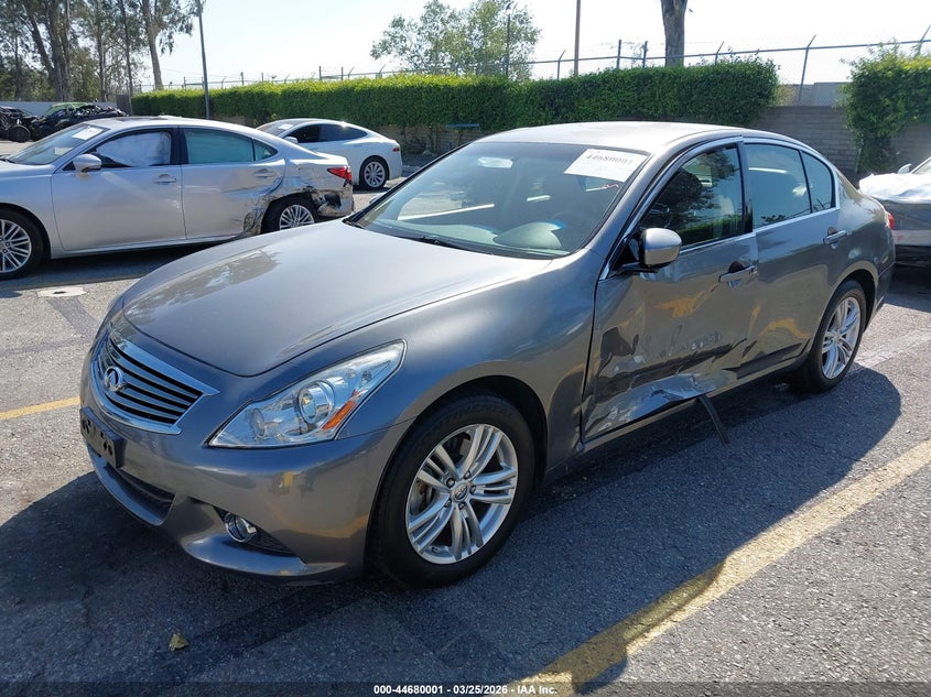 2011 Infiniti G25