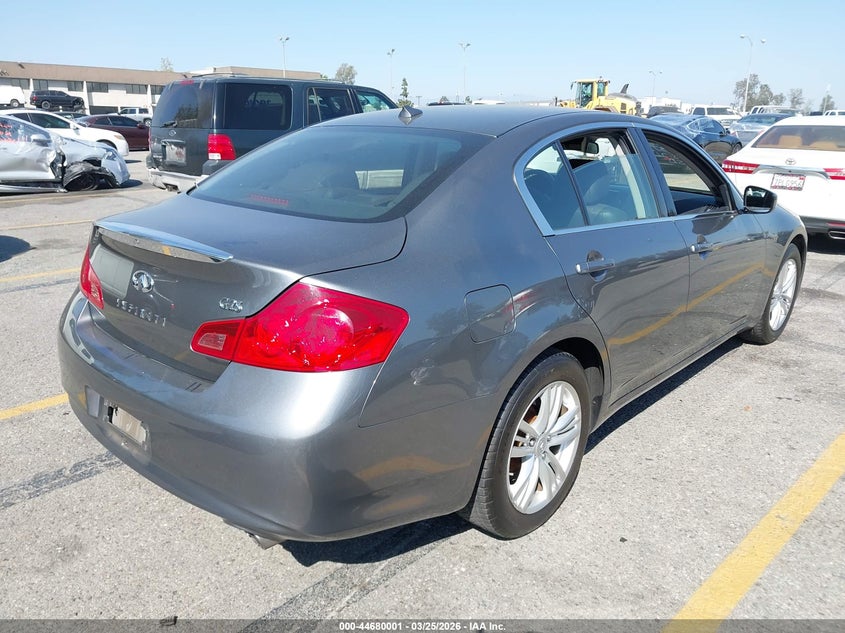 2011 Infiniti G25
