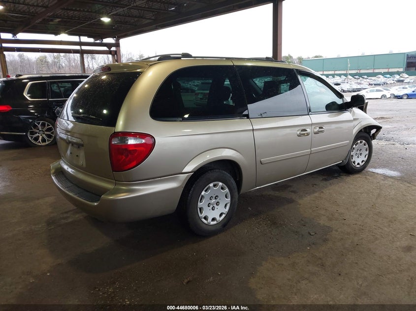2004 Chrysler Town & Country Lx