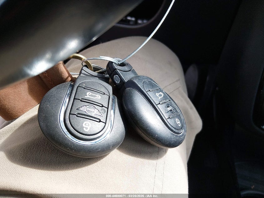 2020 Mini Clubman Cooper S VIN: WMWXJ1C00L2L68715 Lot: 44680071