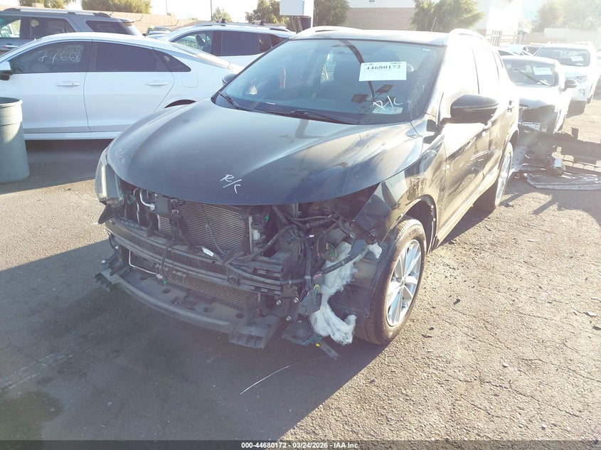 2018 Nissan Rogue Sport Sv
