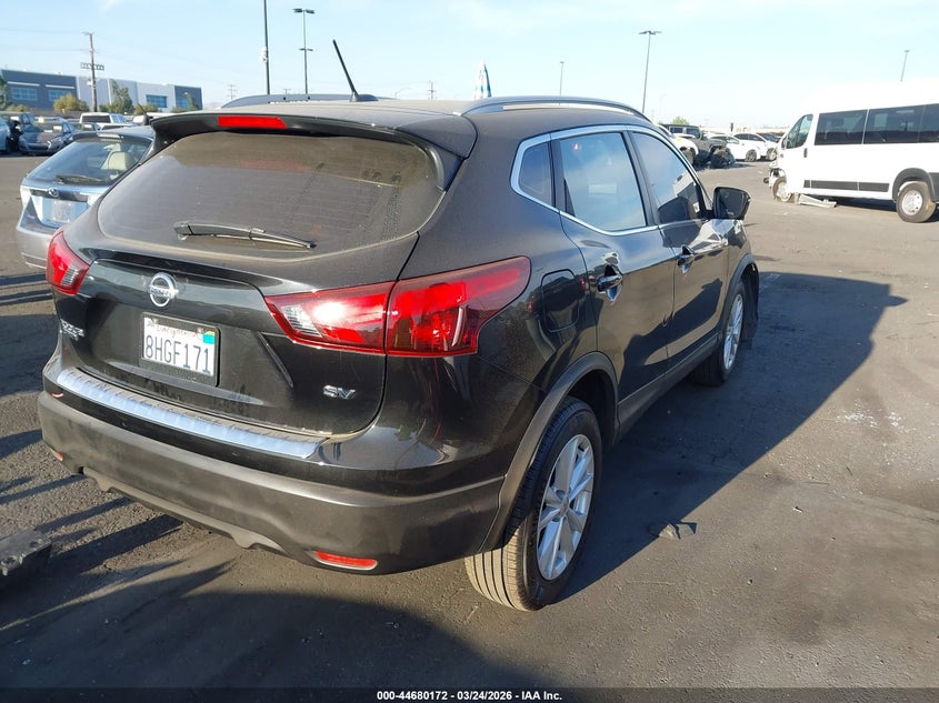 2018 Nissan Rogue Sport Sv