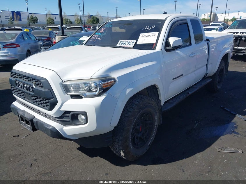2018 Toyota Tacoma Sr5