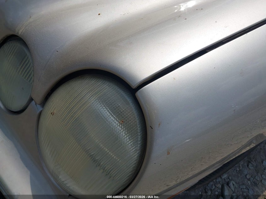 2001 Mercedes-Benz E 320 VIN: WDBJF65JX1B272163 Lot: 44680216