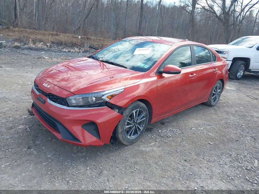 2024 Kia Forte Lxs