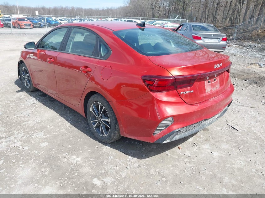 2024 Kia Forte Lxs