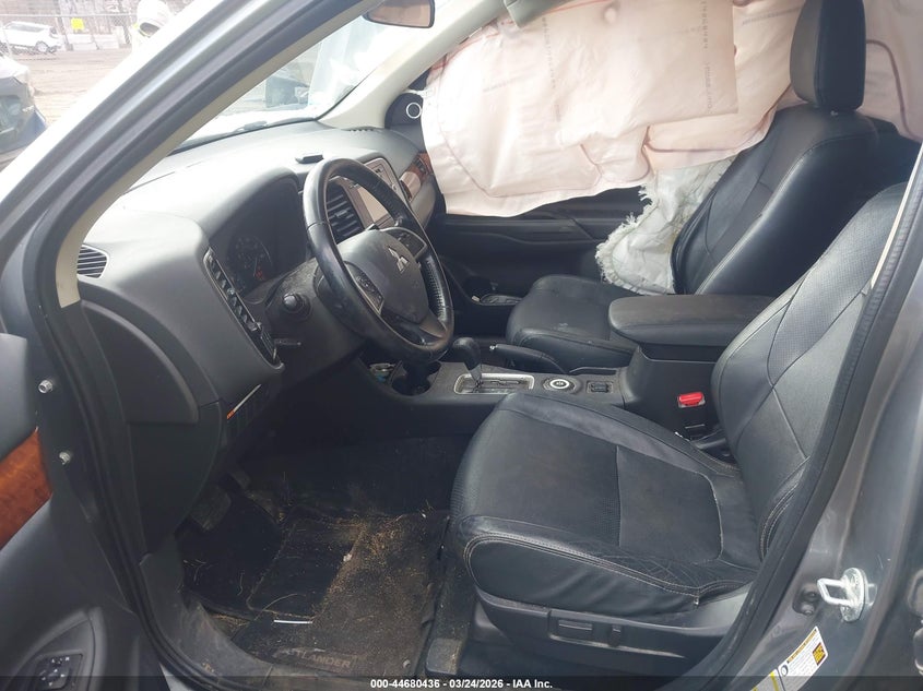 2015 Mitsubishi Outlander Se