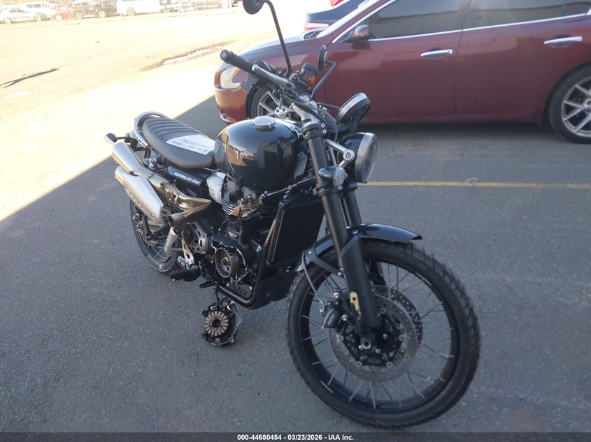 2024 Triumph Motorcycle Scrambler 1200 X