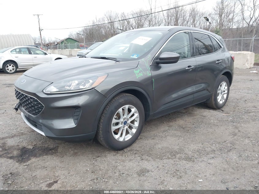 2020 Ford Escape Se