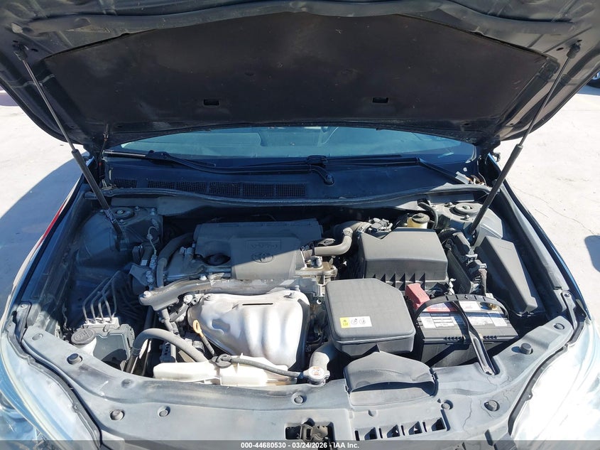 TOYOTA CAMRY - zdjęcie 10