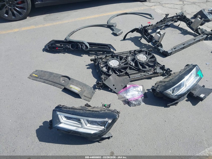 2020 Audi Sq5 Premium Plus Tfsi Quattro Tiptronic VIN: WA1B4AFY5L2079801 Lot: 44680693