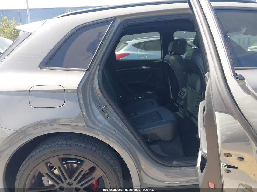 2020 Audi Sq5 Premium Plus Tfsi Quattro Tiptronic VIN: WA1B4AFY5L2079801 Lot: 44680693