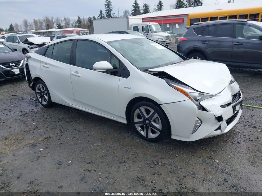2016 Toyota Prius Four Touring
