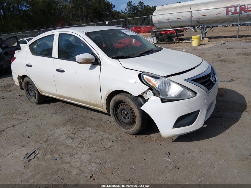 2018 Nissan Versa 1.6 S+