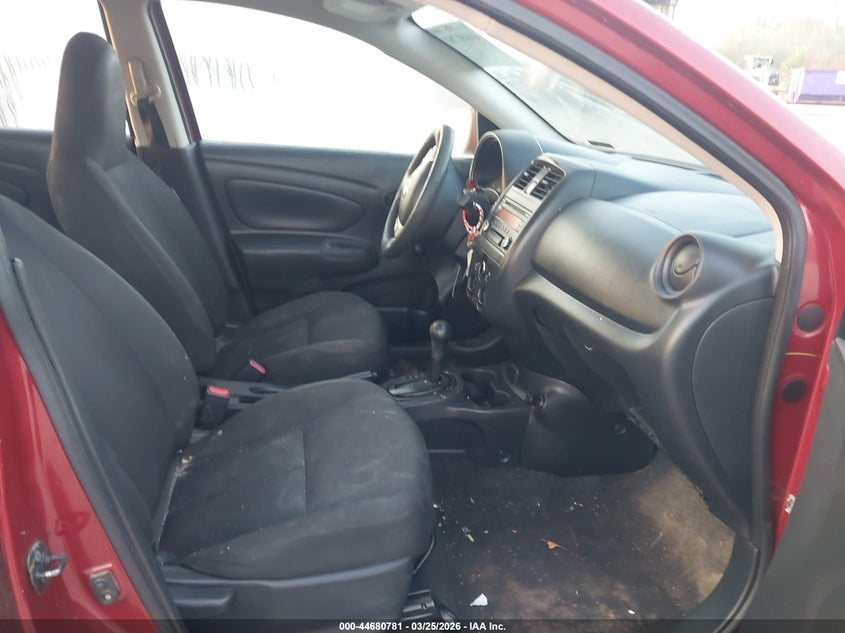 2017 Nissan Versa 1.6 S+