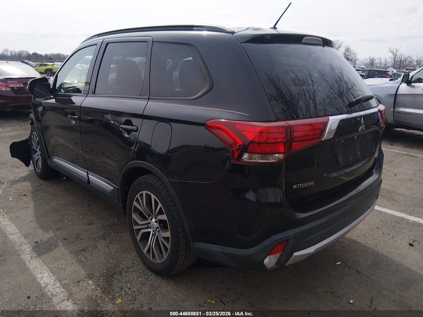 2016 Mitsubishi Outlander Sel
