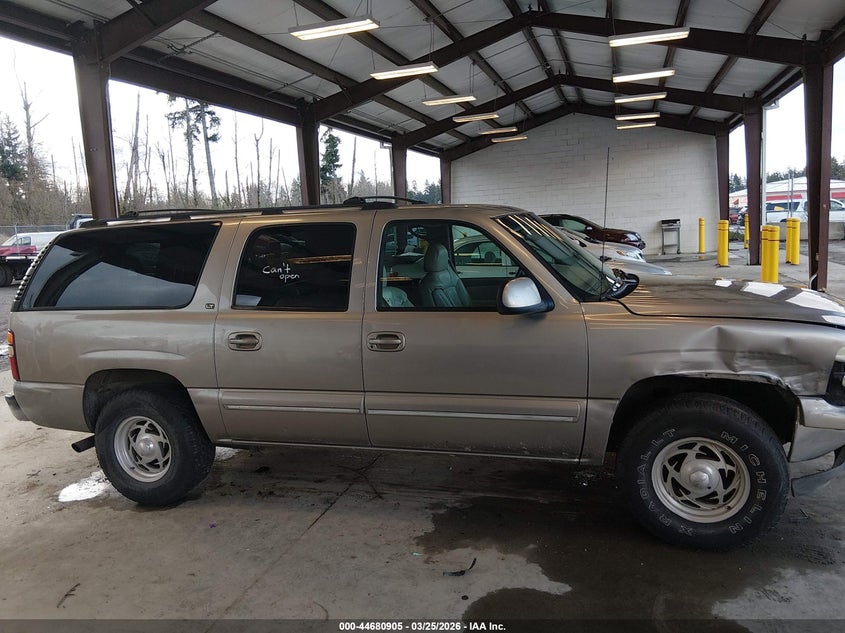 2001 Chevrolet Suburban 1500 Lt VIN: 3GNFK16T81G131886 Lot: 44680905
