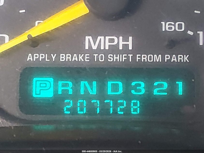 2001 Chevrolet Suburban 1500 Lt VIN: 3GNFK16T81G131886 Lot: 44680905