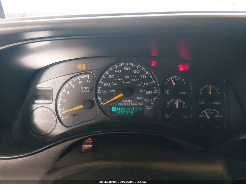 2001 Chevrolet Suburban 1500 Lt VIN: 3GNFK16T81G131886 Lot: 44680905