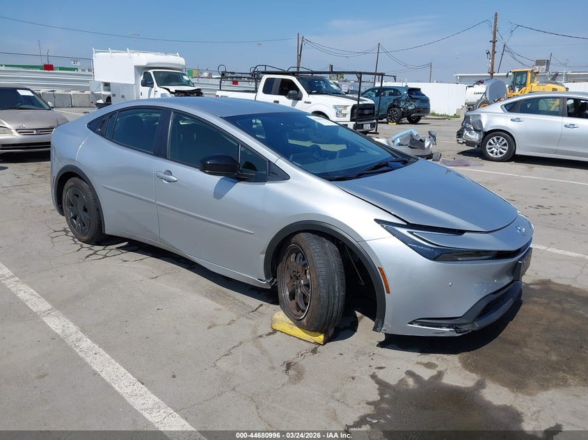 2025 Toyota Prius Le