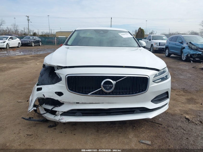 2019 Volvo S90 T6 Momentum VIN: LVYA22MK6KP082793 Lot: 44681103